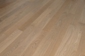 Паркетная доска Panaget  Коллекция OTELLO clic 12мм Французский дуб Линен/Linen 14х139х395…1992 мм